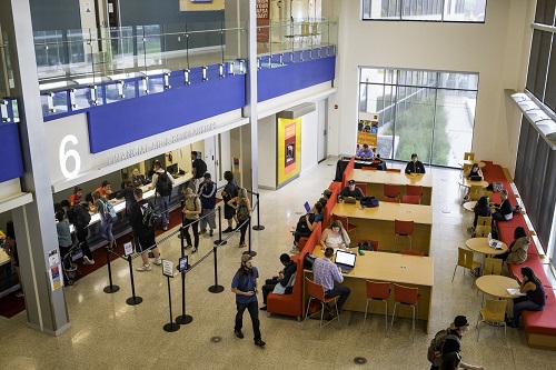 Students at Financial aid help desk