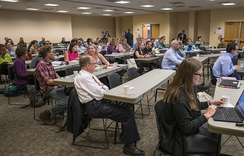 Faculty senate meeting